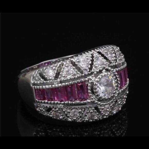 Beautiful pink sapphire and white Diamond stone women’s statement ring size 8 - Picture 10 of 12